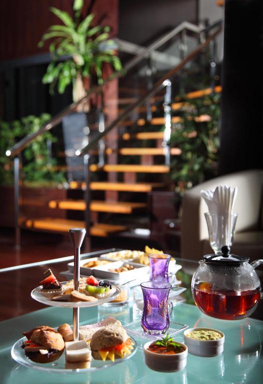 Ramada Qurum Beach Hotel Маскат Екстер'єр фото